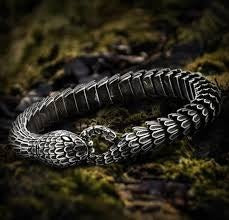 The Legacy of Viking Jewelry: Unveiling Symbols, Meanings, and Modern Replicas