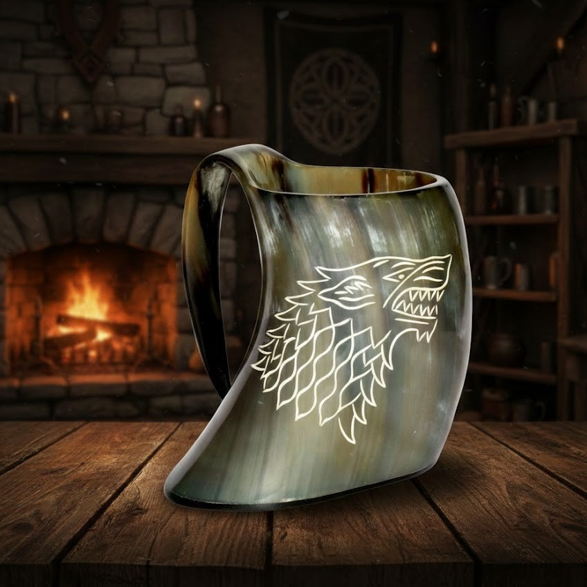 „Handgefertigter Wikinger Trinkhorn Becher – Handgemachter Bierkrug, Einzigartiges Geschenk für Game of Thrones Fans“