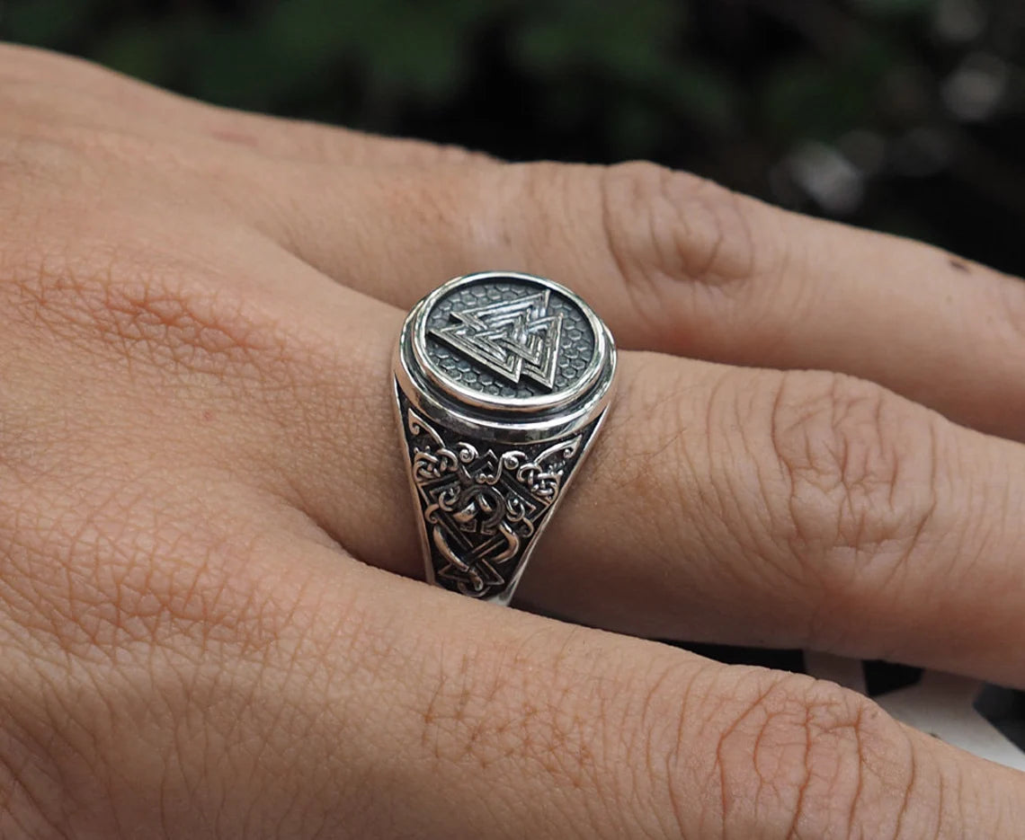 VW-79 Valknut Viking signet ring, Vi,king ring, Viking jewelry, Sterling Silver - Valknut Warriors