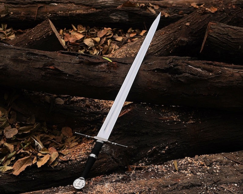 Geralt of Rivia Feline Steel Sword – Handmade Witcher 3 Replica with Leather Scabbard