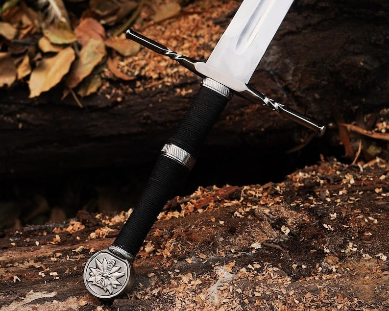 Geralt of Rivia Feline Steel Sword – Handmade Witcher 3 Replica with Leather Scabbard