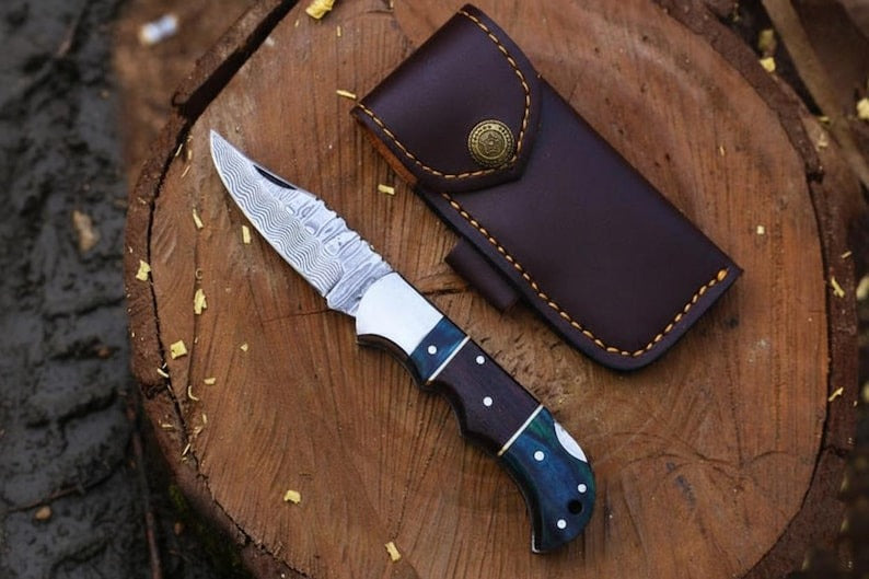 “Handmade Copper Damascus Hunting Folding Knife – Personalized Pocket Knife for Men & Women | Groomsmen, Camping & Outdoor Gift”
