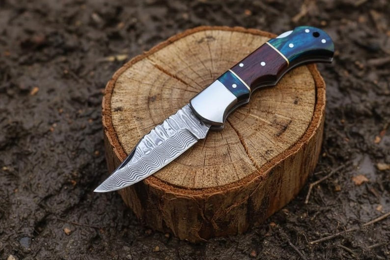 “Handmade Copper Damascus Hunting Folding Knife – Personalized Pocket Knife for Men & Women | Groomsmen, Camping & Outdoor Gift”