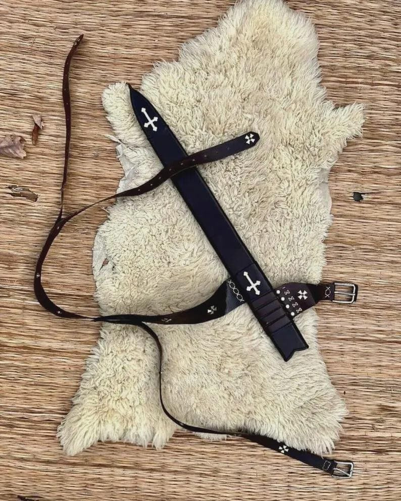 Knights Templar Accolade Sword Replica – Medieval Crusader Collectible Knight Sword