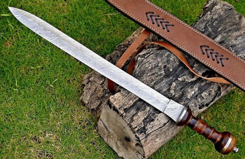 Handgeschmiedetes Damaststahl Römerschwert Gladius – Mittelalterliches Sammlerstück mit Holzgriff und Lederscheide
