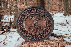 Mjölnir Thor Hammer geschnitztes Wikingerschild